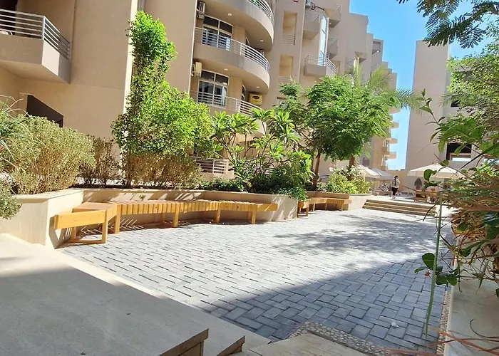 Cozy 1br In Princess With Pools & Private